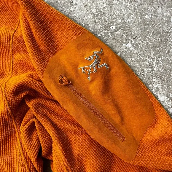 Arc'teryx Delta Micro Grid Half-Zip Pullover in Burnt Orange - Picture 7 of 10